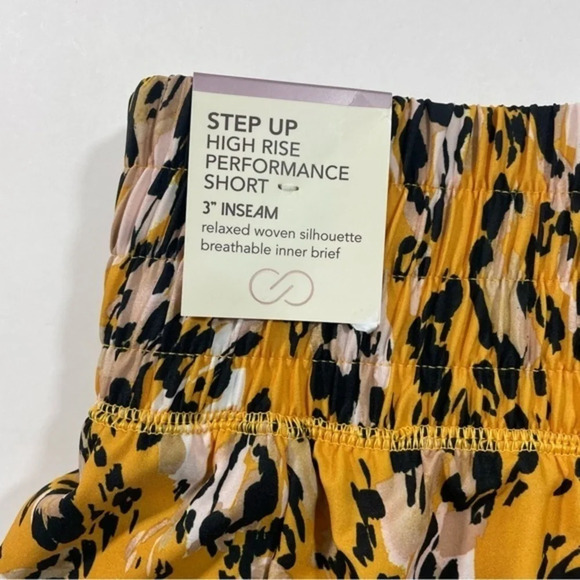 New Calia High Rise Petal Hem Shorts Lined XXS Animal Glowing Umber - Picture 6 of 6